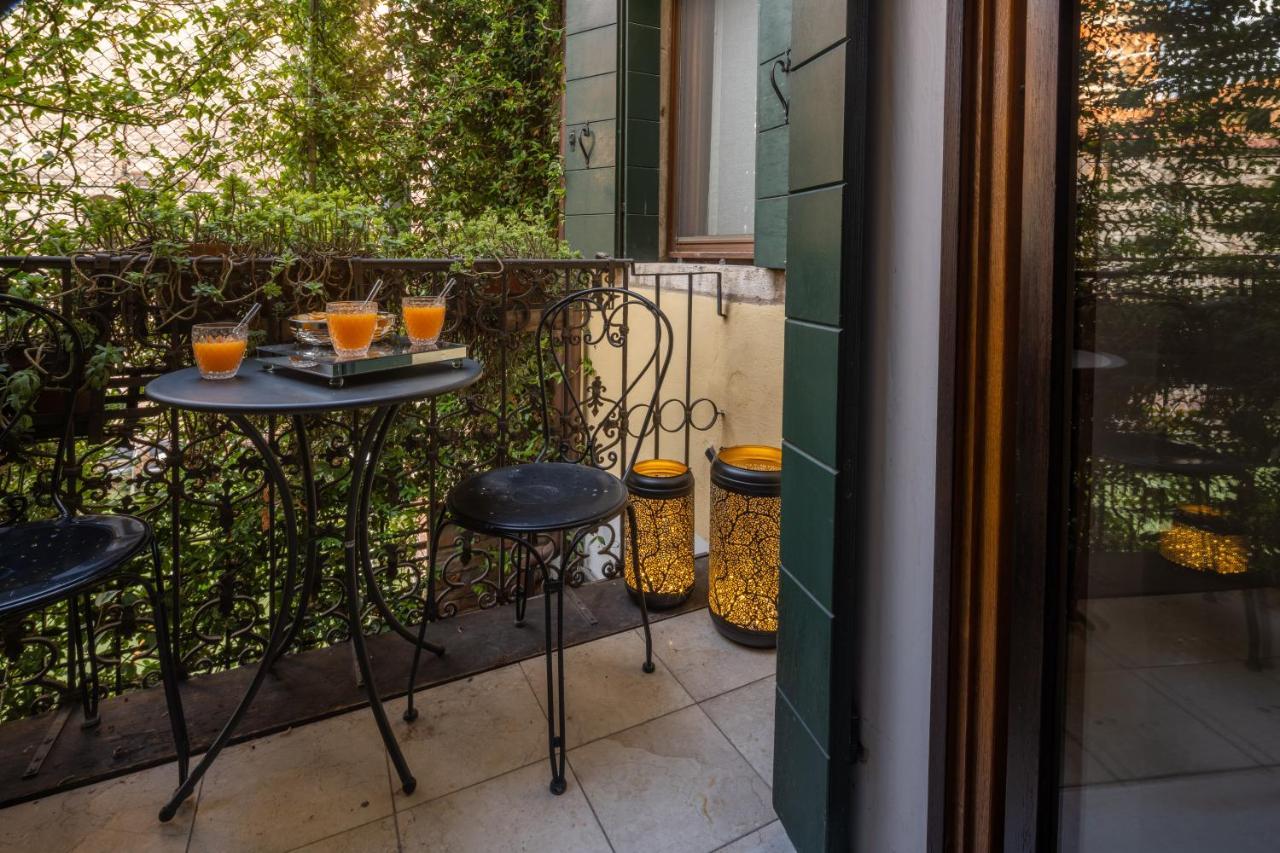 Accademia Apartments R&R Veneza Exterior foto